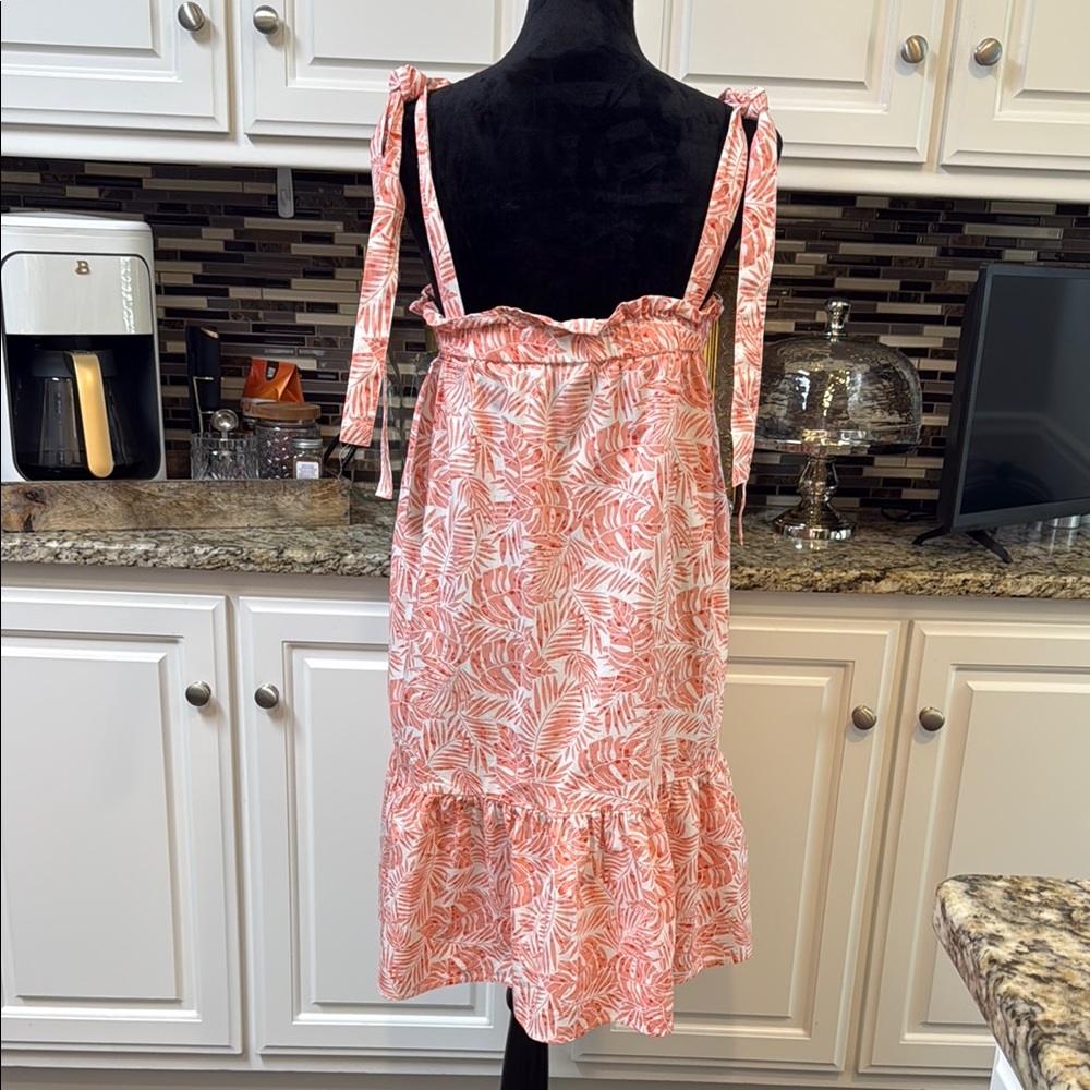 EE:SOME Coral Leaf Pattern Sundress size lg - Picture 3 of 5